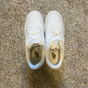 Nike court vision low